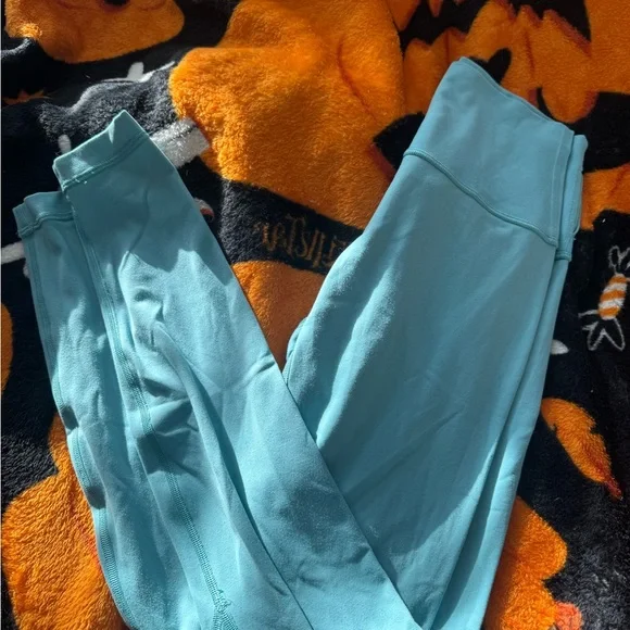 Lululemon Align Pant 28” Tidewater Teal (Tiffany Blue) – Size 4 – Lightly Worn - Picture 8 of 8
